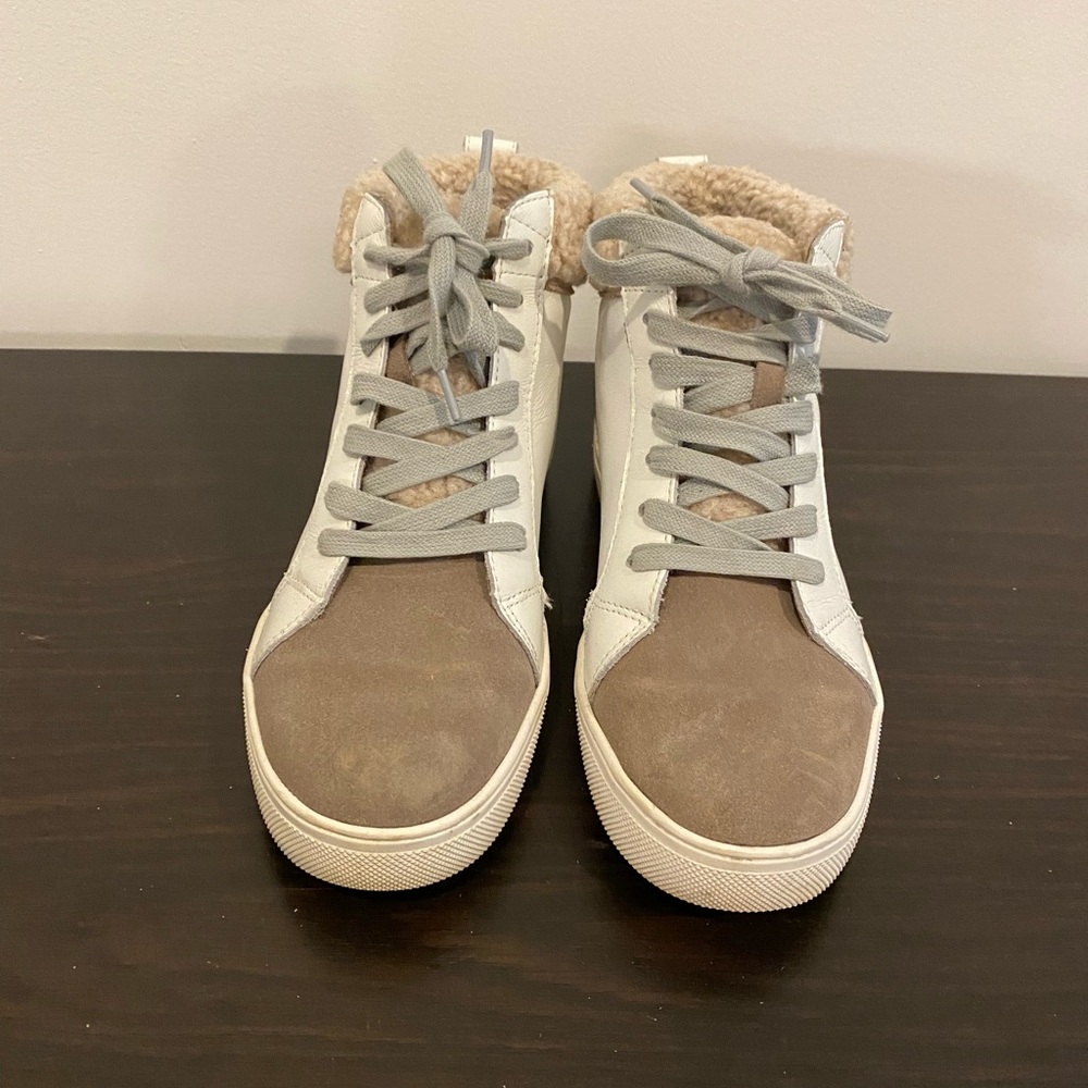 Blondo Women’s Waterproof Shoes